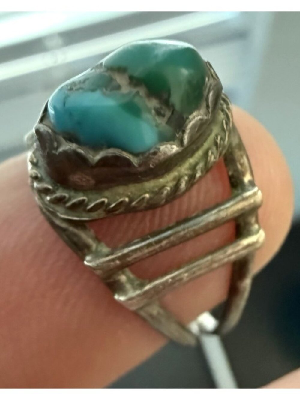 Vintage 70's Navajo Sterling Silver Handmade Oval Turquoise Stone Ring Size 6.75 - Picture 8 of 8